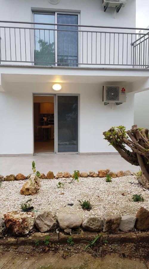 Polis Herb Garden المظهر الخارجي الصورة